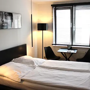 A-partment • - Schokoladenmuseum Apartment Cologne