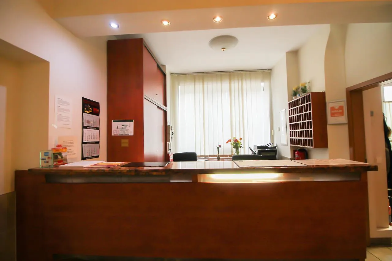 Hotel Atrium Charlottenburg Βερολίνο 3*,